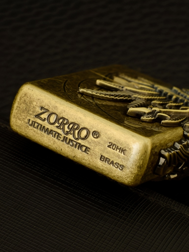 ZR8516B Зажигалка ZORRO "Амазонка" на керосине — изображение 4